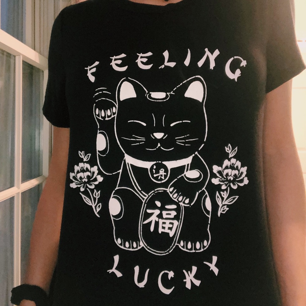 Forever 21, Feeling Lucky cat tee